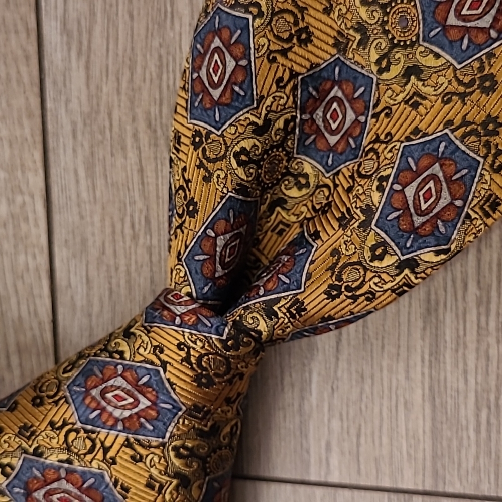 ROBERT TALBOTT Best of Class Metallic Gold Abstract Mens Silk Tie